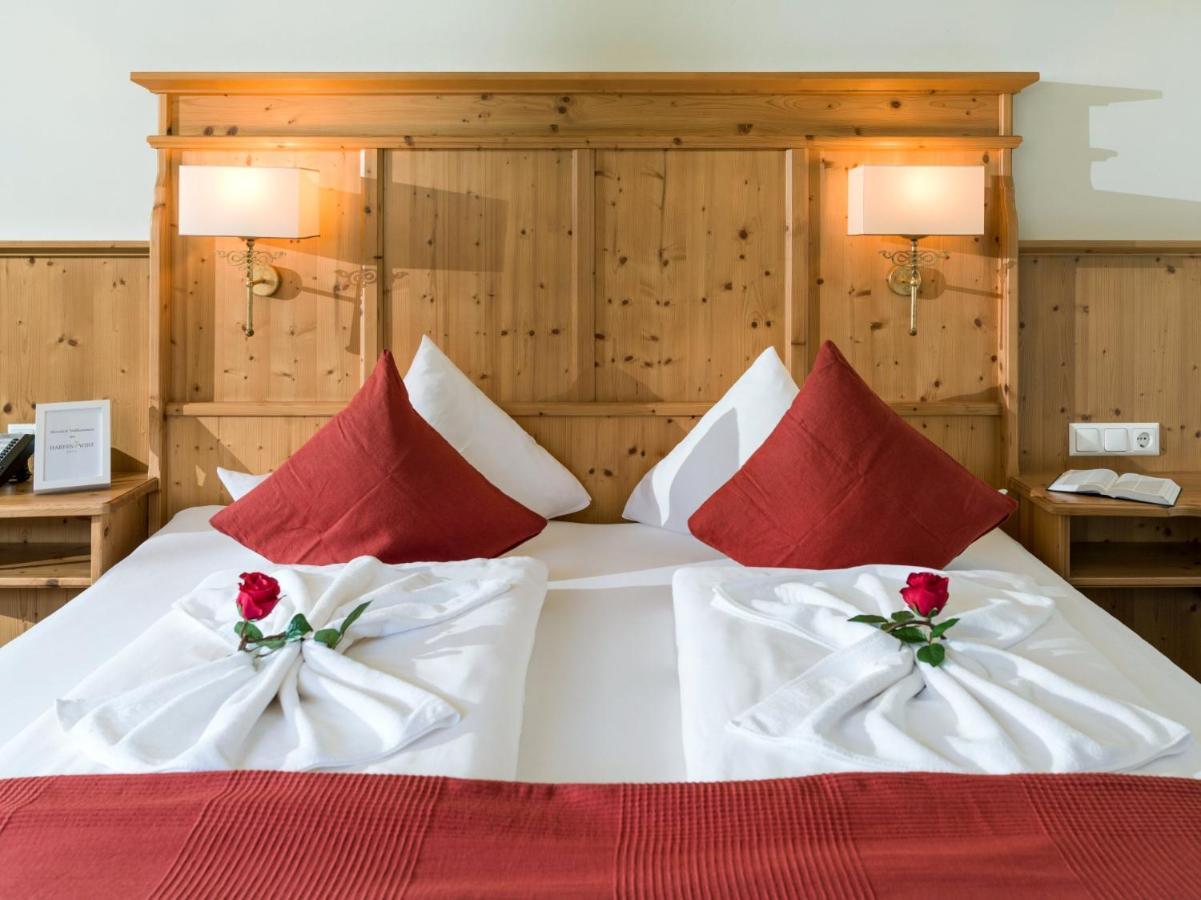 Hotel Harfenwirt Вильдшёнау Экстерьер фото