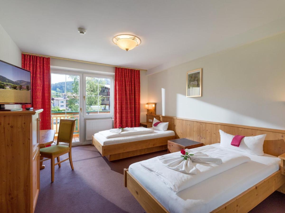 Hotel Harfenwirt Вильдшёнау Экстерьер фото