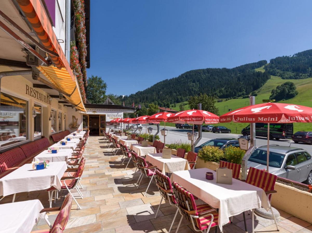 Hotel Harfenwirt Вильдшёнау Экстерьер фото