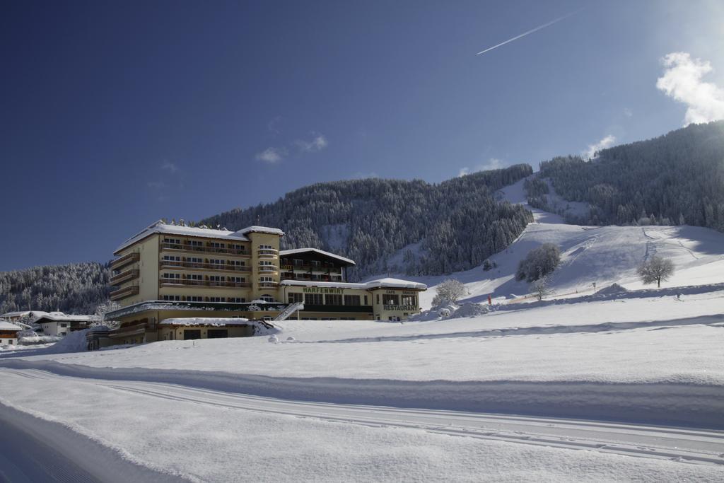 Hotel Harfenwirt Вильдшёнау Экстерьер фото