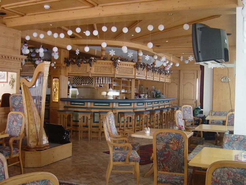 Hotel Harfenwirt Вильдшёнау Экстерьер фото